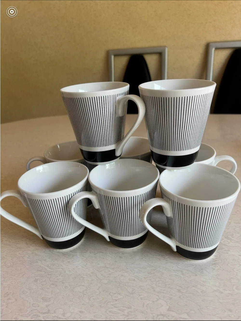 Vintage Mugs Set